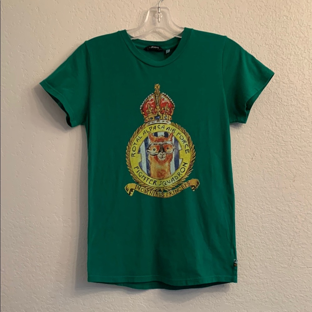 Boys La Miniatura green graphic tee “Royal Alpaca Air Force Fighter Squadron”